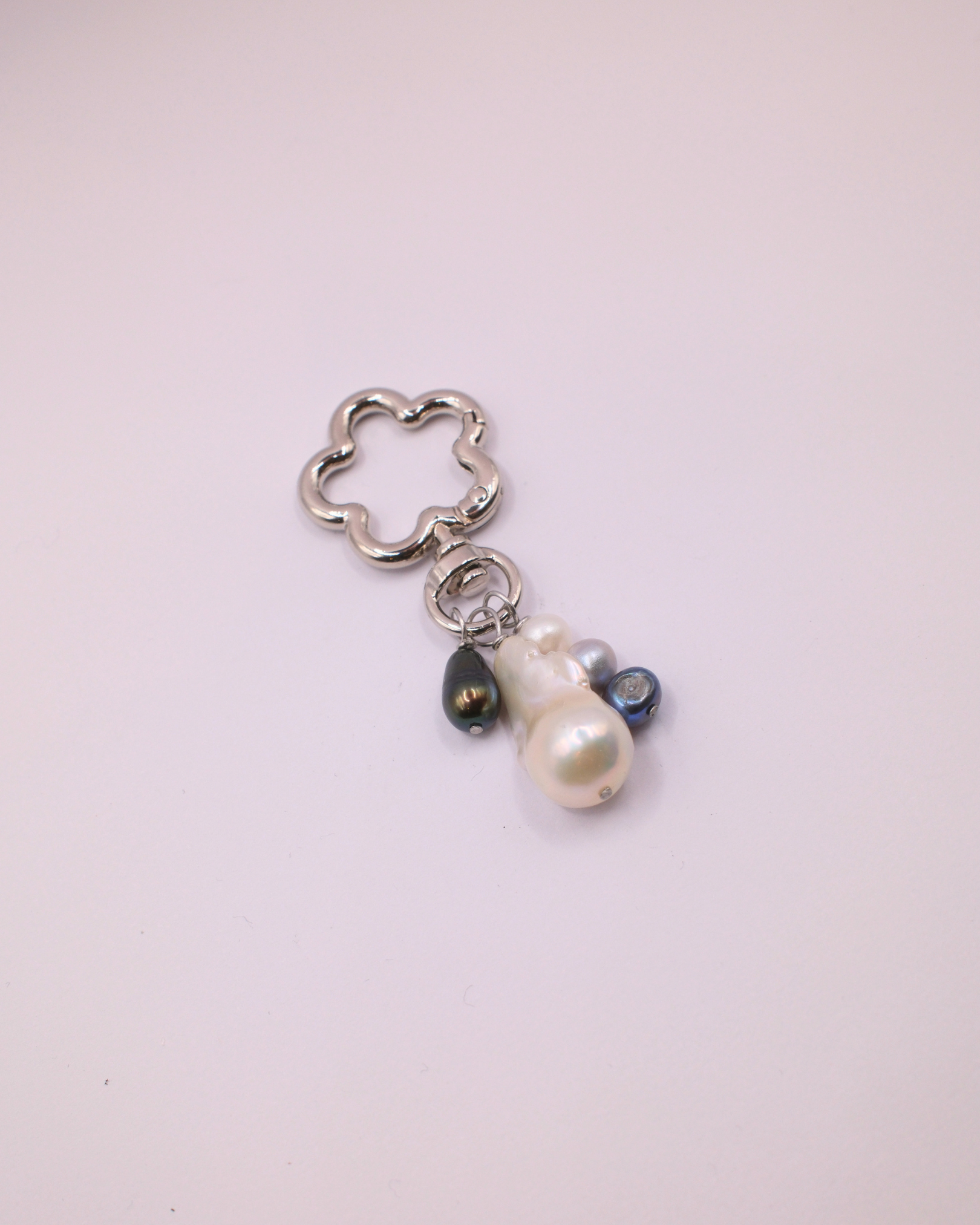 Flower Keyring - Ombre Pearl
