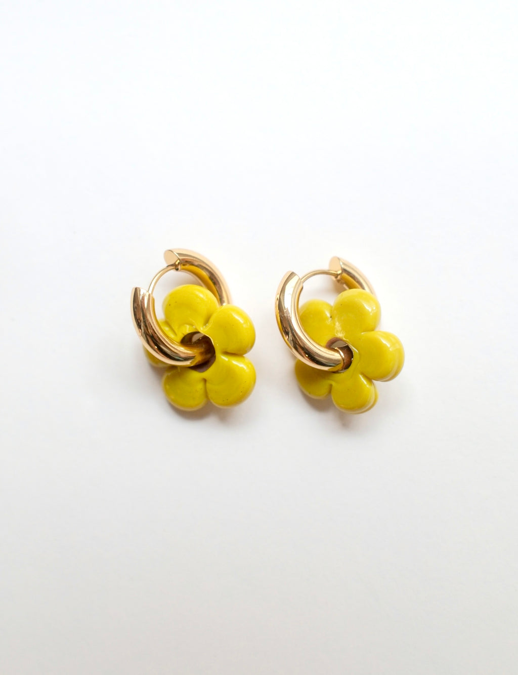Isla Flower Earrings