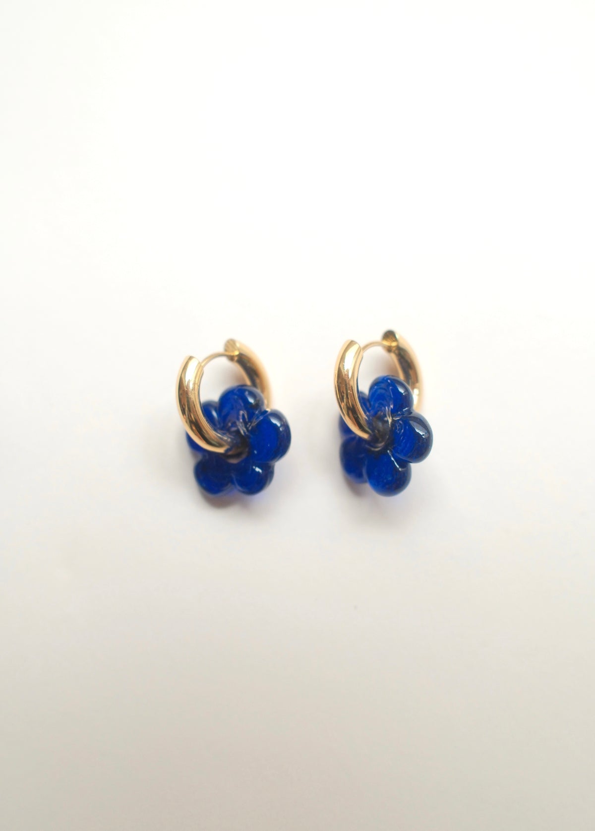 Isla Flower Earrings