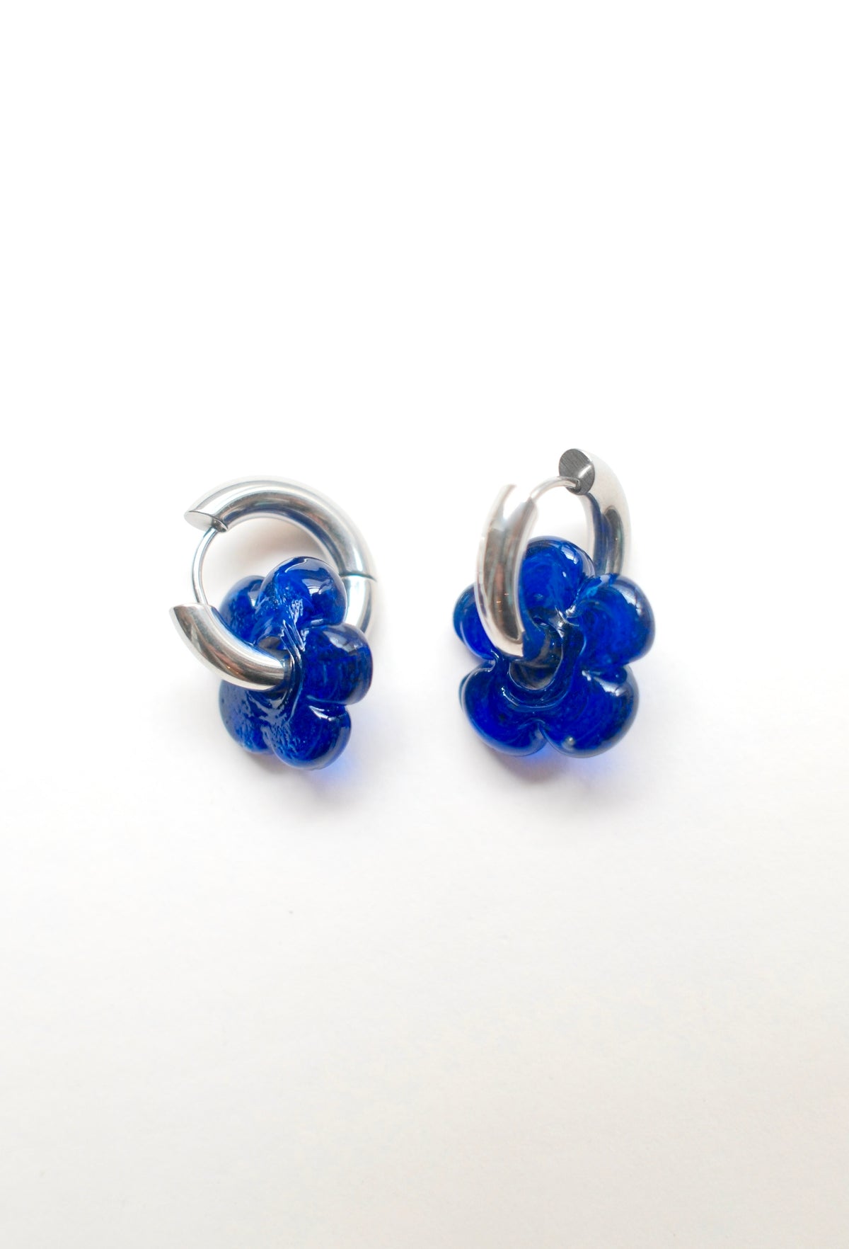 Isla Flower Earrings