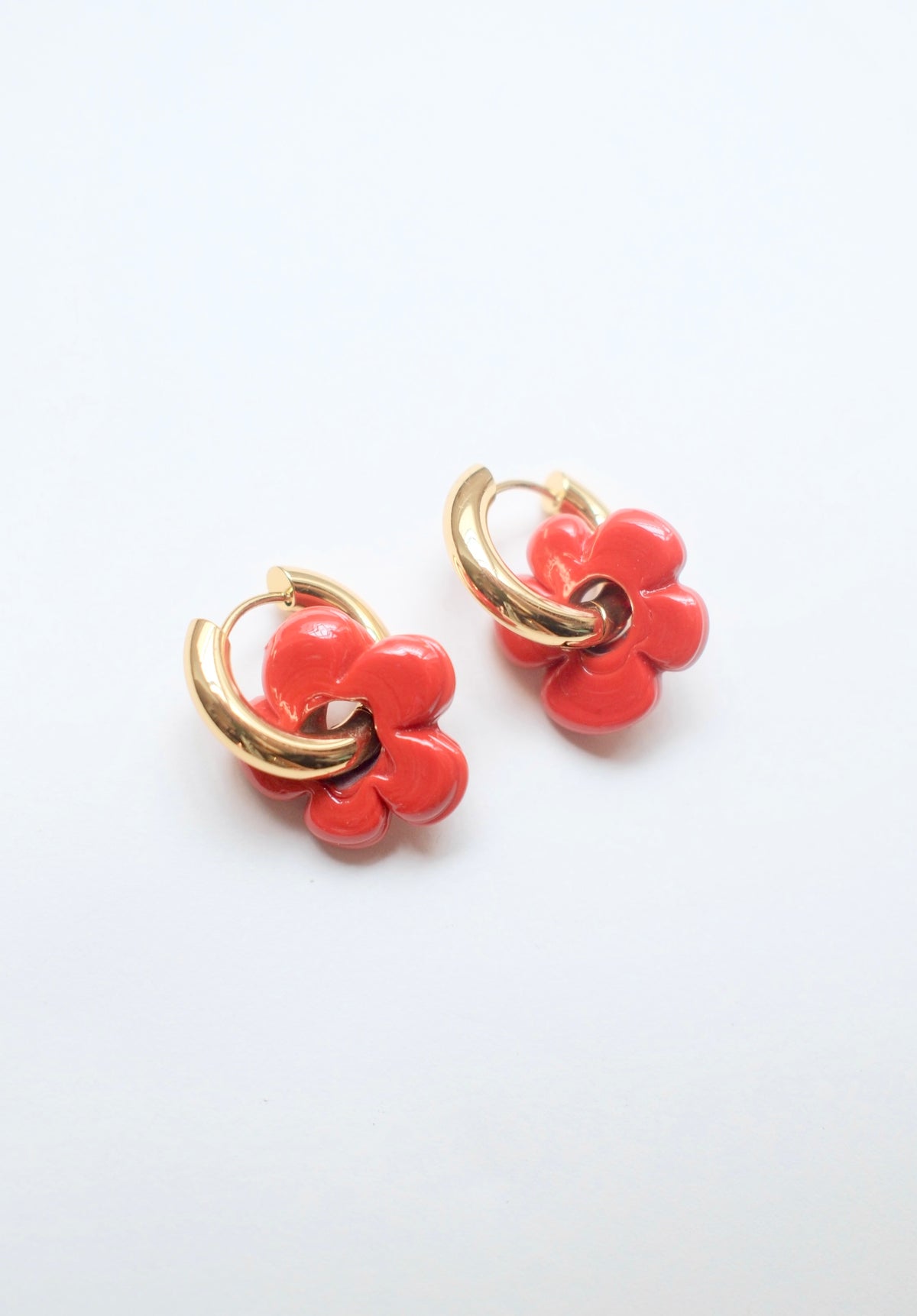 Isla Flower Earrings