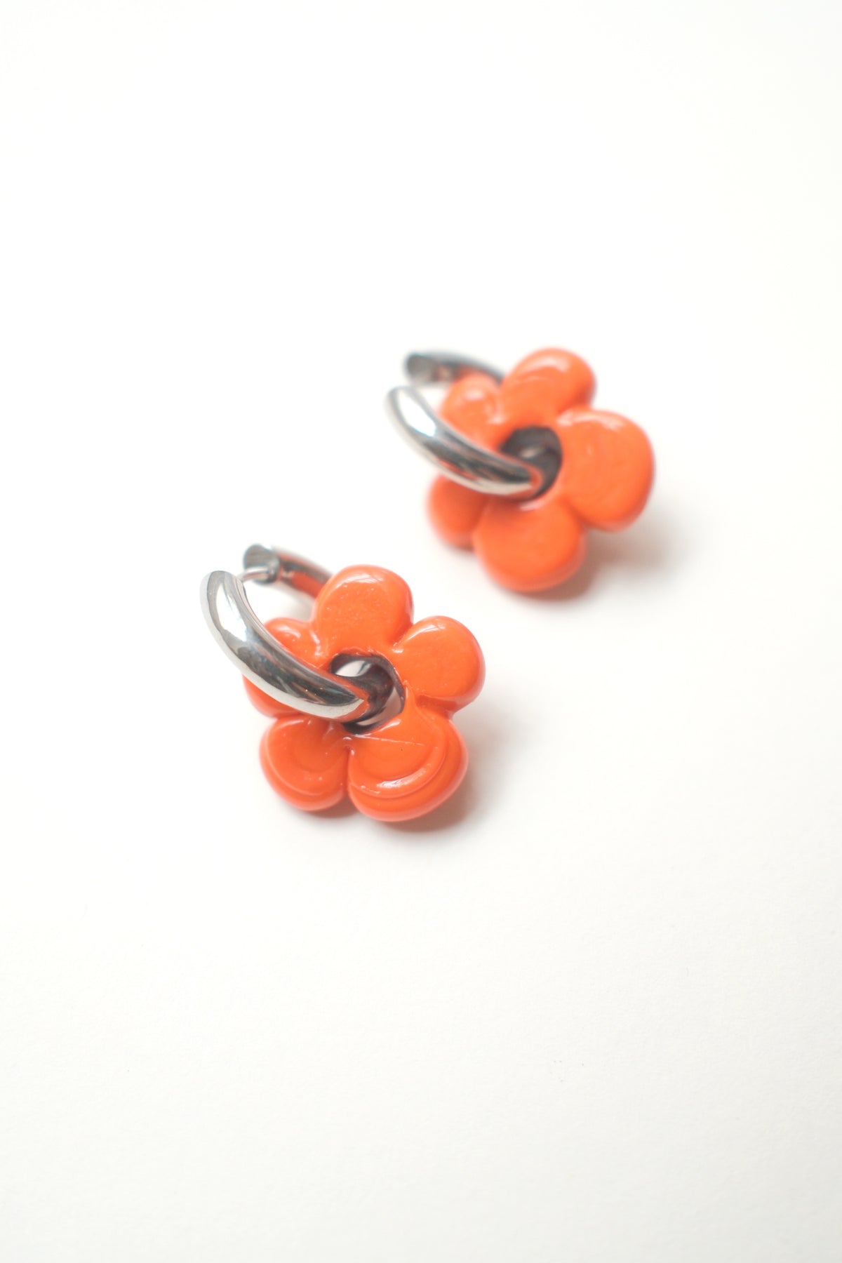 Isla Flower Earrings
