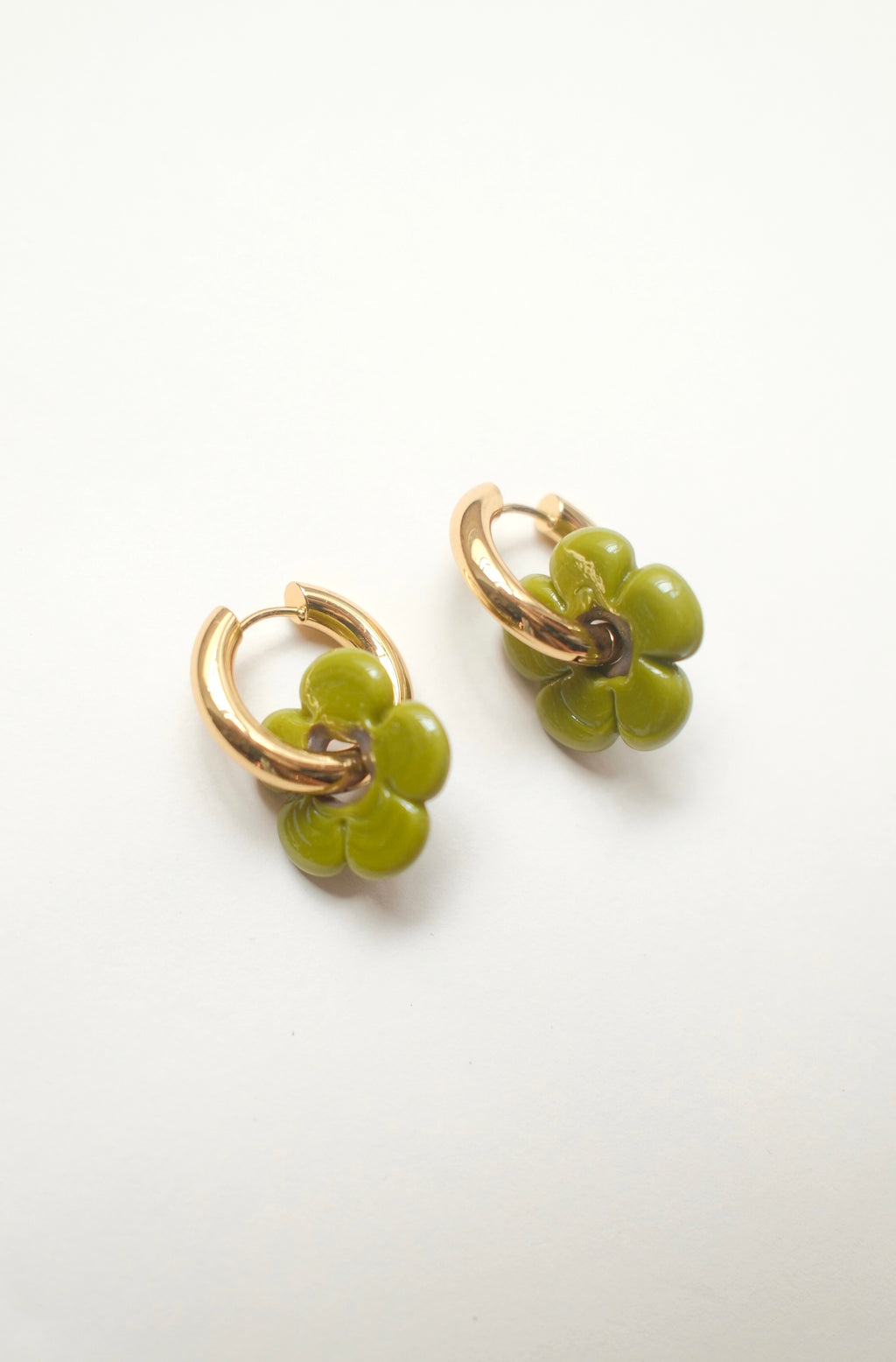 Isla Flower Earrings