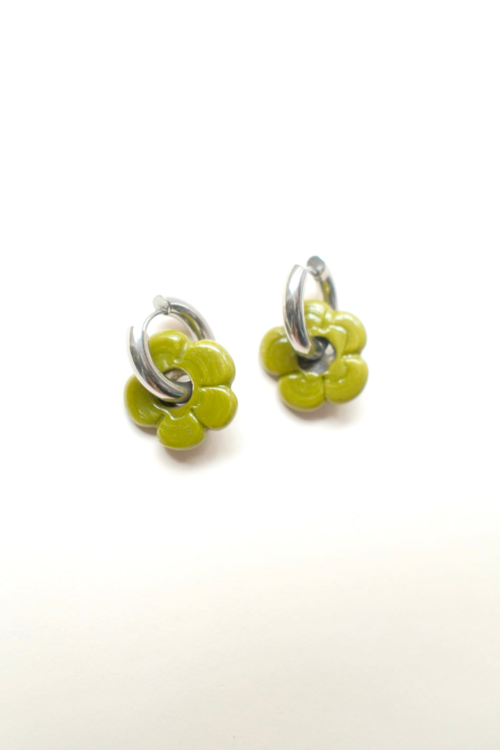 Isla Flower Earrings